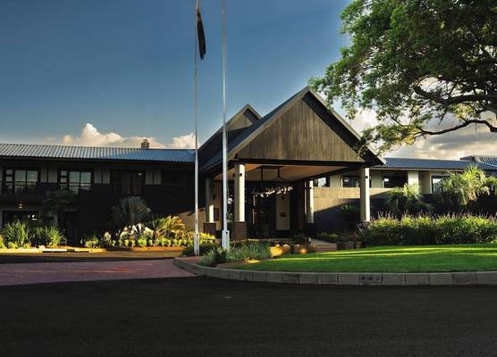 Emerald Resort & Casino 1