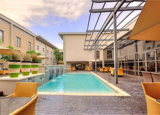 City Lodge Hotel at OR Tambo International Airport 1