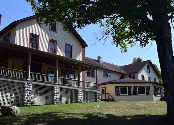 The Long View Lodge 1