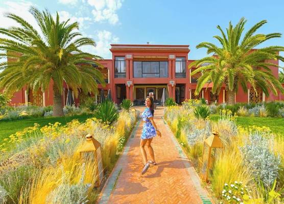 Nomadz Palace 1