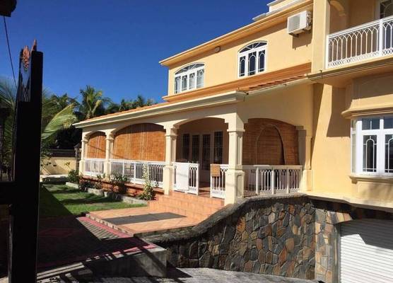 Villa Sarbel 1