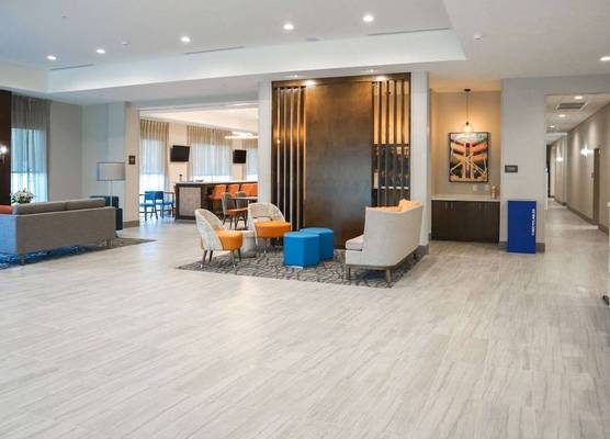 Comfort Suites Gainesville Near University 1