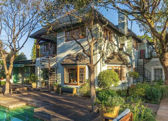 Hedge House Guest House 1