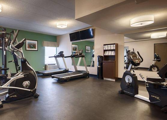 Best Western O'Hare North/Elk Grove Hotel 1