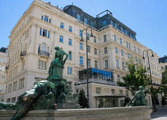 Hotel Ambassador 1