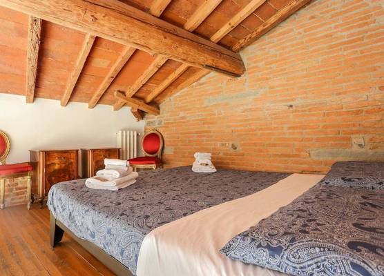Uffizi Apartments in the heart of Florence 1