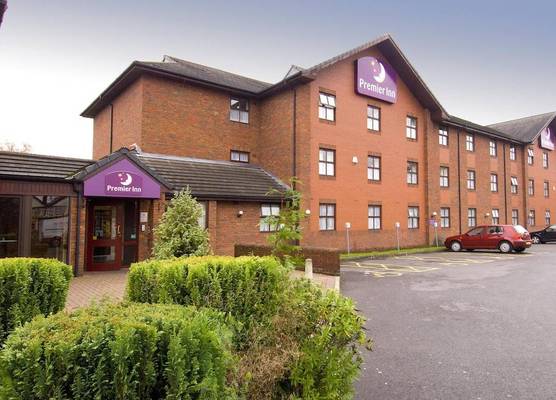 Premier Inn Manchester - Prestwich 1