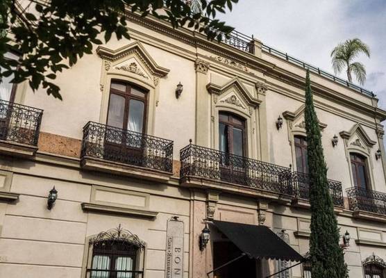 Casa Pedro Loza 1
