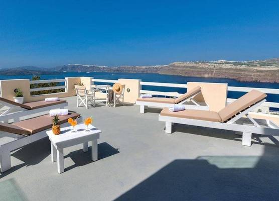 Akrotiri Apartments 1