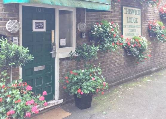 Chiswick Lodge Hotel 1
