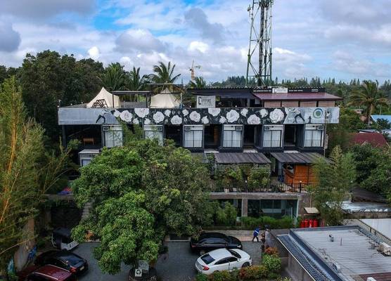 Containers by Eco Hotels 1