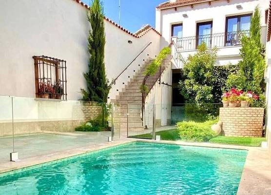 El Patio de los Jazmines Boutique-House 1