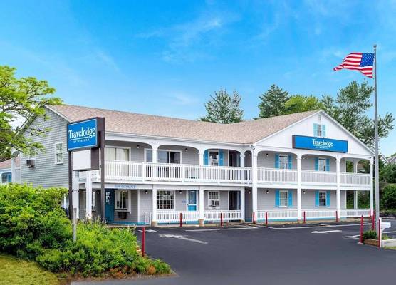 Travelodge by Wyndham Cape Cod Area 1