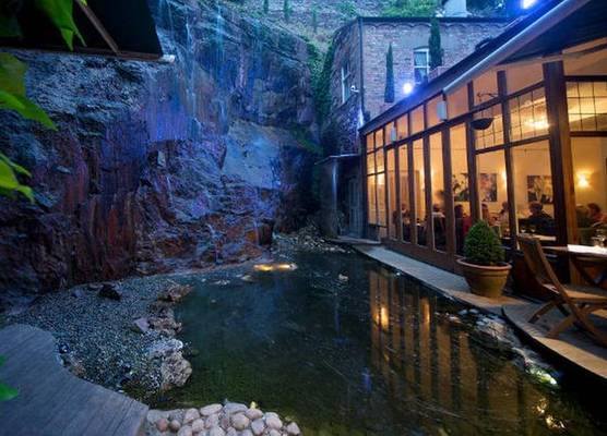 Hotel Isaacs Cork City 1