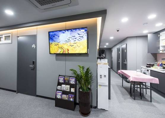 Philstay Myeongdong Metro 1