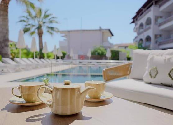 Hotel Tropical 1