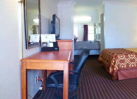Americas Best Value Inn Bowie 1
