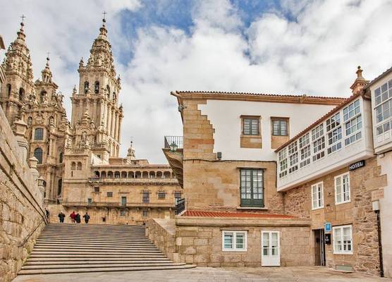 Hotel Plaza Obradoiro by Bossh! Hotels 1