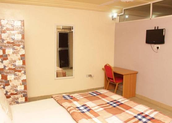 Pedallo Luxury Inn Ltd 1