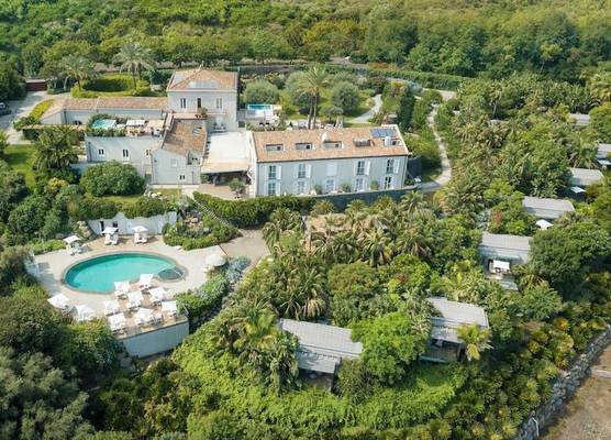 Donna Carmela Resort & Lodges 1
