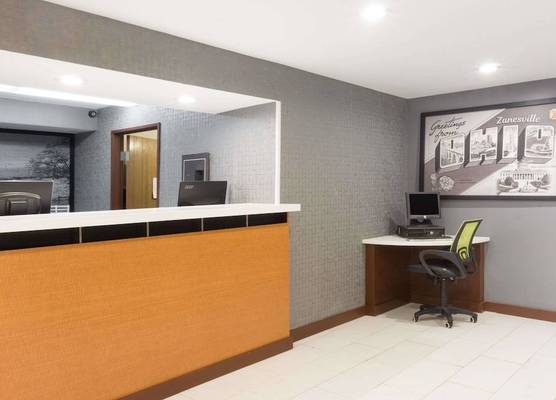 Super 8 by Wyndham Zanesville 1