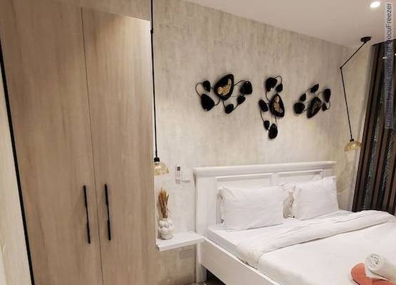 The Lennox Suites by Cozy 1