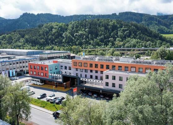 Hwest Hotel 1