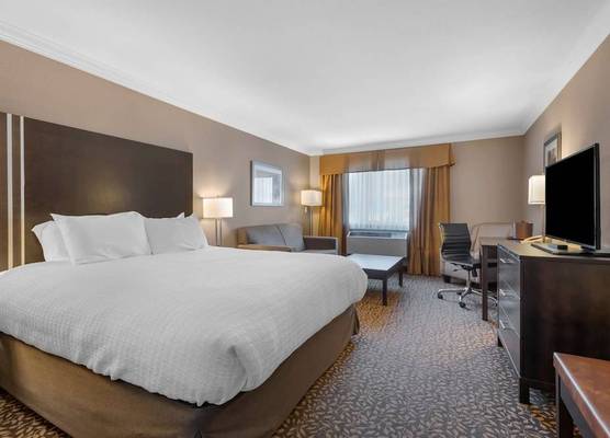 Best Western Plus Fernie Mountain Lodge 1