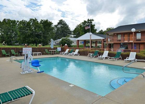 America's Best Value Inn & Suites 1