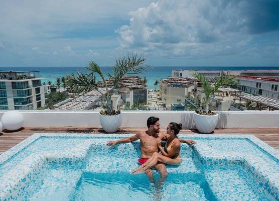 The Reef 28 Hotel & Spa - Luxury Adults Only - All Suites - With Optional All Inclusive 1