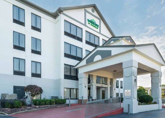Wingate by Wyndham Memphis East 1