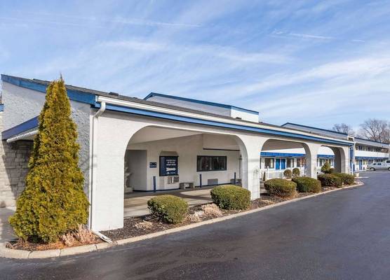 Days Inn by Wyndham Kent - Akron 1