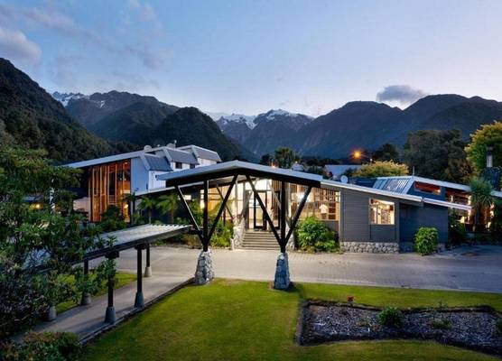 Scenic Hotel Franz Josef Glacier 1