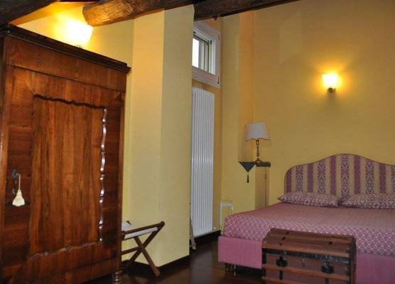 Piazza Nova Guest House 1