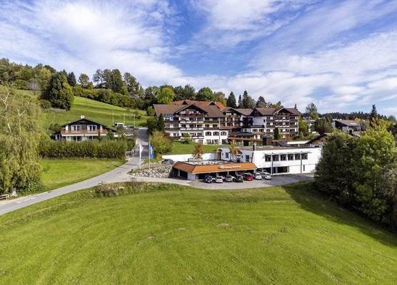 Hartungs Hoteldorf 1