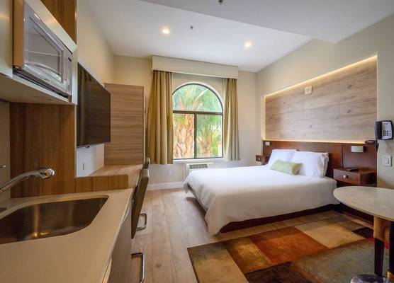Studios Inn 1