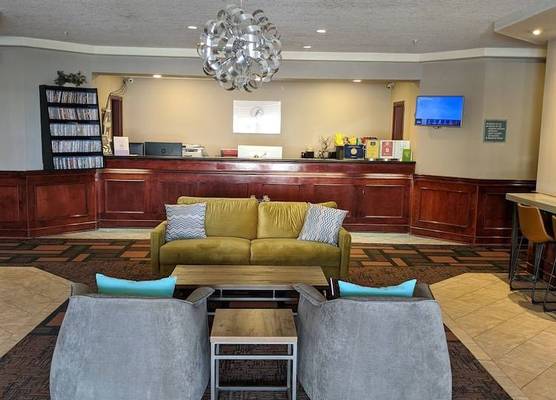 Foxwood Inn & Suites 1