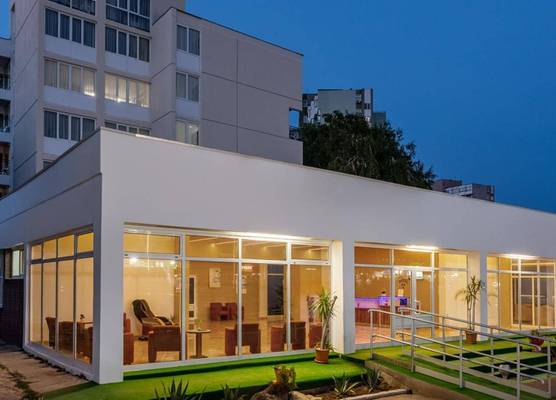 Hotel Siret Saturn 1