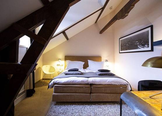 Suitehotel Pincoffs 1