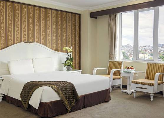 Chalcedony Grand Hotel 1
