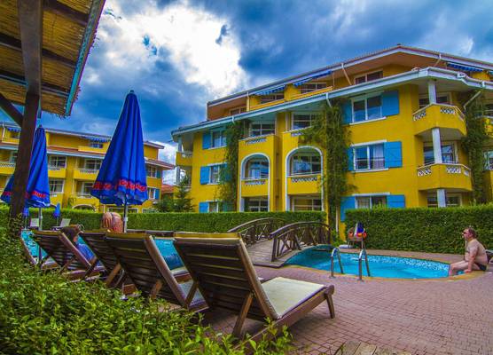 Blue Orange Beach Resort 1