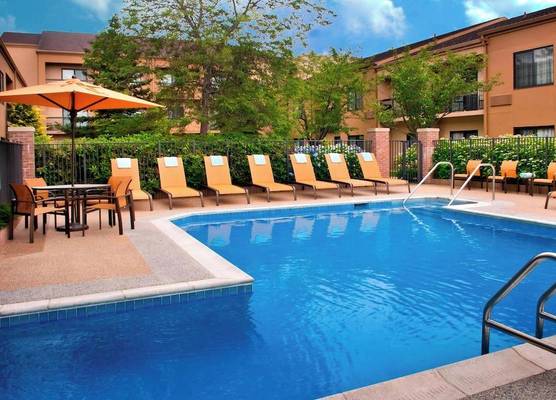 Sonesta Select Newport Middletown 1