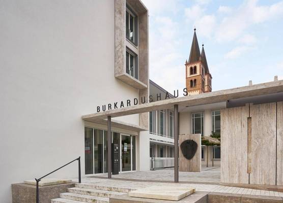 Burkardushaus, Tagungszentrum am Dom 1