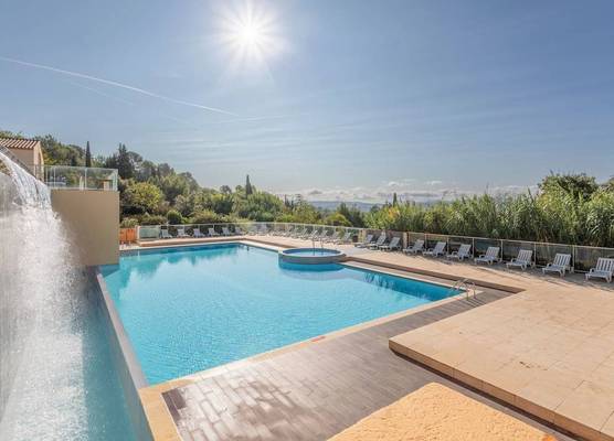 Appartement dans Residence – Le Domaine de Camiole 1