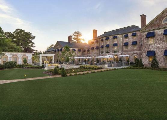 Williamsburg Inn, an official Colonial Williamsburg Hotel 1