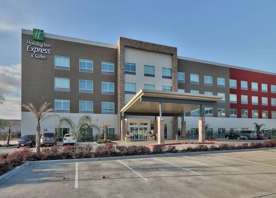 Holiday Inn Express & Suites HOUSTON EAST - BELTWAY 8 by IHG 1