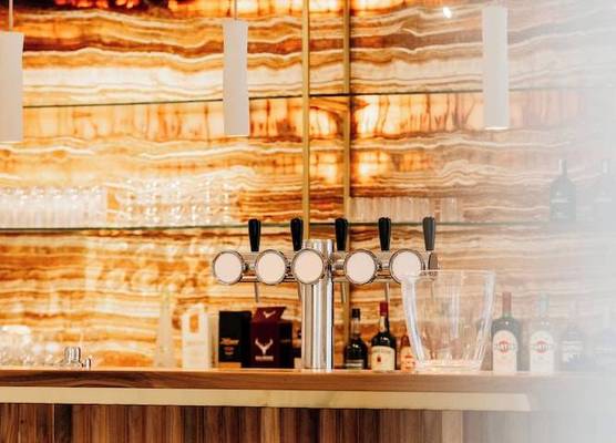 Alfred Hotel & Gastro Bar 1