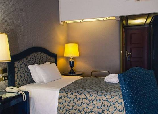 Grand Hotel Excelsior 1