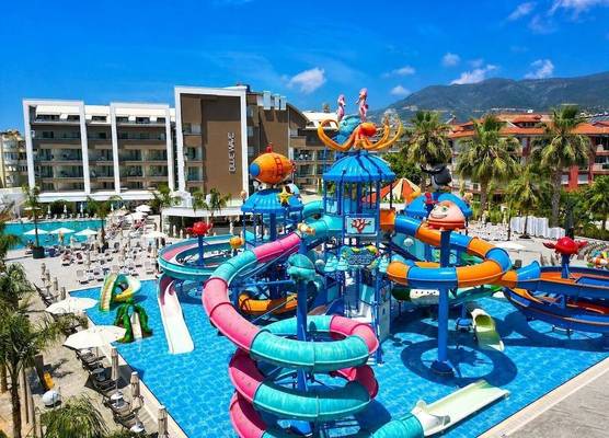 Blue Wave Suite Hotel 1