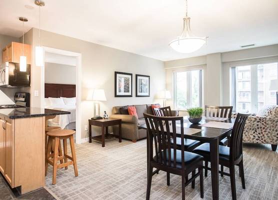 Canterra Suites Hotel 1